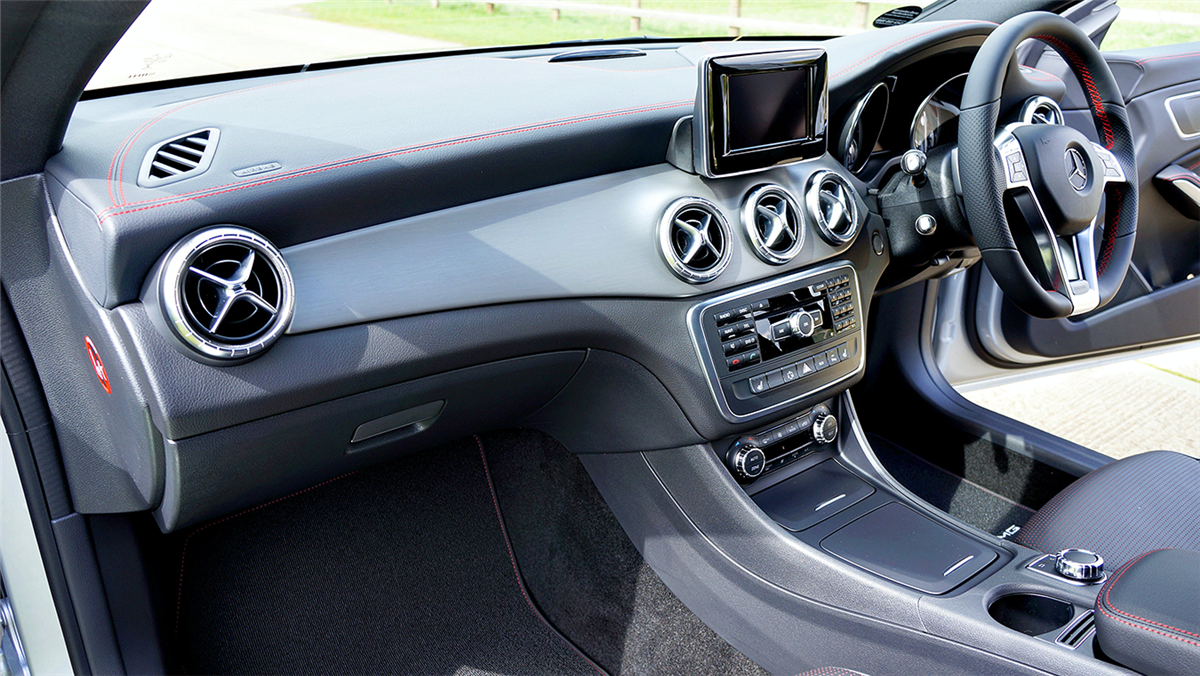 賓士主推CLA電動車,對特斯拉提出挑戰