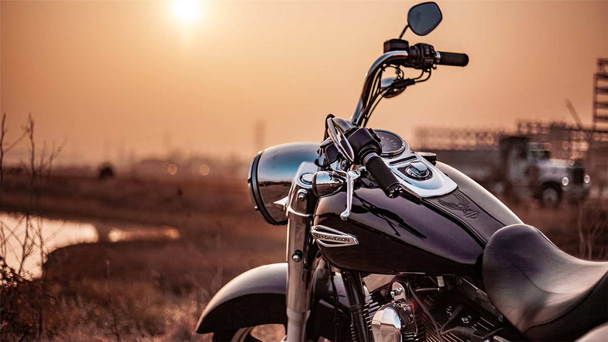 不喜歡塞車!電動機車更靈活!